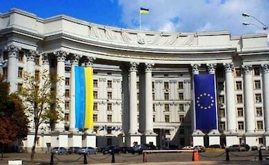 Ukrainisches Außenministerium antwortet auf ungarische Beschwerden, dass die Sanktionen der EU mehr schaden als Russland