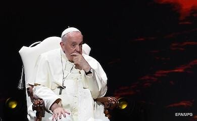 Papst sagt, der Krieg in der Ukraine sei zum Weltkrieg geworden 