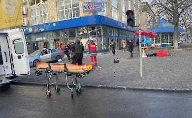 Zahl der Todesopfer bei Beschuss des Stadtzentrums von Kherson steigt auf acht