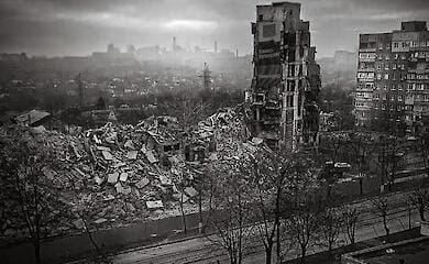 Stadtverwaltung von Mariupol: Dutzende von Brandopfern durch "Gaunerei" der Bewohner