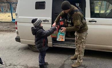 Bakhmut als Stadt existiert nicht mehr. Aber es leben immer noch Menschen dort, darunter 30 Kinder