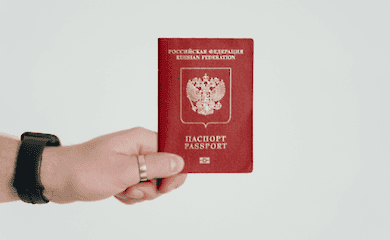 Ein in der N&auml;he von Kiew lebender Russe schreibt einen legend&auml;ren Satz &uuml;ber Putin in seinen Reisepass (FOTO)