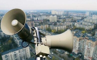 Feind schießt mindestens 50 Raketen auf die Ukraine ab