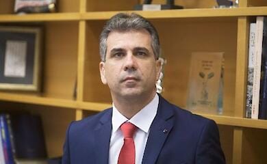 Der israelische Außenminister Eli Cohen trifft in der Ukraine ein