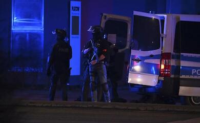 Terroranschlag in Deutschland: Angreifer er&ouml;ffnen Feuer in Kirche