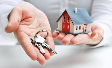 Mariupol-Bewohner in Dnipro sollen Sozialwohnungen erhalten