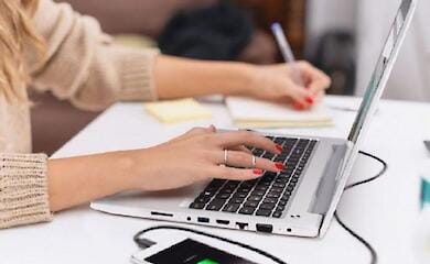 Mehr als 100 Ukrainer haben bereits ihre Versicherungsdauer mit Hilfe von freiwilligen Beitr&auml;gen verl&auml;ngert