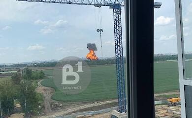 K&auml;mpfer der Wagner-Milit&auml;reinheit schie&szlig;en bei Woronesch einen Hubschrauber ab, der sie auf ein &Ouml;ldepot beschossen hat