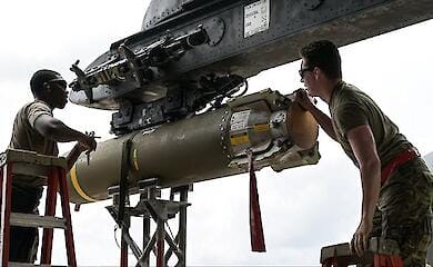 Ukrainisches Verteidigungsministerium sagt, wo und wann Streumunition eingesetzt wird 