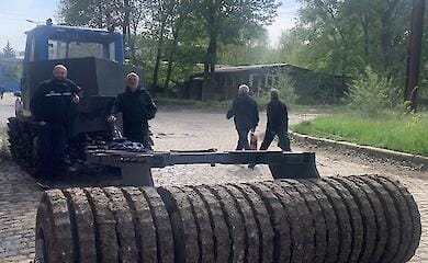 Die Ukraine hat die Erfindung von Einwohnern aus Charkiw zertifiziert, die eine Minenr&auml;umungsmaschine vorgestellt haben