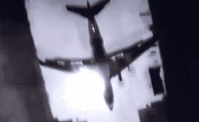 Video des Angriffs auf IL-76 auf dem Flugplatz Pskov veröffentlicht (Video)