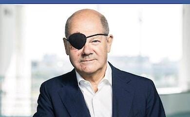 Die sozialen Medien reagierten mit Memes von Scholz mit einer "Piraten"-Armbinde (Foto)