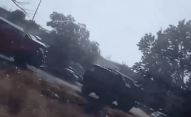 Untergrundaktivisten auf der Krim haben einen Stützpunkt mit russischer Militärausrüstung entdeckt (Video)