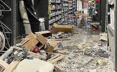 Russen beschossen Nikopol zweimal am Tag: drei Menschen verwundet