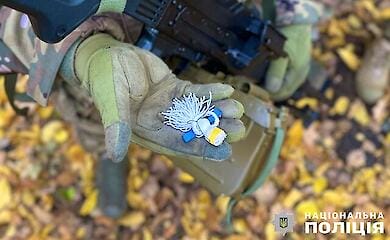 Kinder und Gro&szlig;m&uuml;tter in der Region Zhytomyr schufen Amulette f&uuml;r Verteidiger