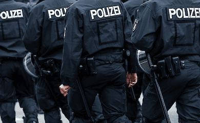 Sieben Russen verpr&uuml;geln Ukrainer in Deutschland