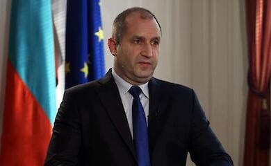 Bulgarischer Pr&auml;sident legt Veto gegen APC-Lieferungen an die Ukraine ein