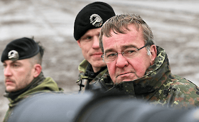 Deutscher Verteidigungsminister sagt, Europa sollte bereit sein, die Milit&auml;rhilfe f&uuml;r die Ukraine zu erh&ouml;hen