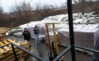 Ukraine erh&auml;lt humanit&auml;re Hilfe mit alkoholfreiem Bier