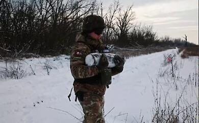 Die Arbeit der Explosionstechniker bei der Entminung wurde auf Video gezeigt