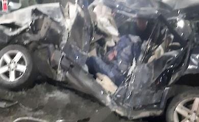 Lastwagen der Besatzer rammt in Mariupol ein Auto mit einem Kind