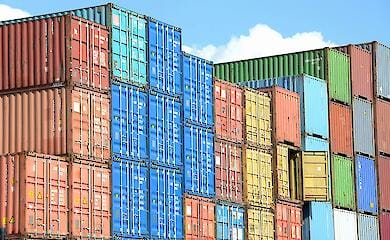 Steuereinnahmen im Staatshaushalt höher als erwartet - Regierung