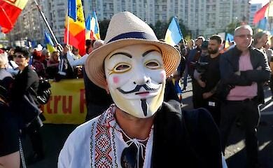 Antiwestliche Narrative und Verschw&ouml;rungstheorien in rum&auml;nischen Medien