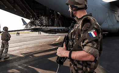 Franz&ouml;sisches Parlament h&auml;lt Entsendung von Truppen in die Ukraine f&uuml;r m&ouml;glich