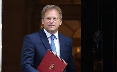 China versorgt Russland mit t&ouml;dlichen Waffen - Britischer Verteidigungsminister