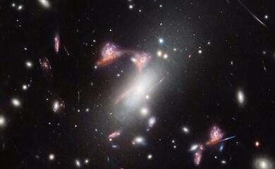 Das James Webb-Teleskop hat ein mysteriöses Fragezeichen im Weltraum entdeckt (FOTO)