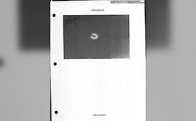 CTVNews.ca hat ein Bild eines nicht identifizierten Objekts erhalten, das im Februar 2023 &uuml;ber dem kanadischen Yukon Territorium abgeschossen wurde. (Ministerium f&uuml;r Nationale Verteidigung im Rahmen einer Anfrage auf Zugang zu Informationen)