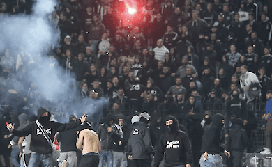 Warum Fu&szlig;ballfans eher zu Gewalt neigen als andere: eine einfache Erkl&auml;rung