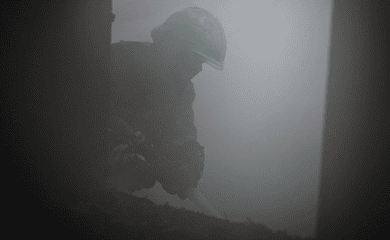 Explosionen in Charkiw - Russen schlagen in Kiewer Bezirk zu