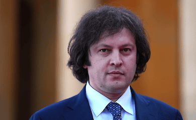 Georgischer Premierminister droht mit Strafverfolgung von Präsident Surabischwili