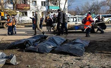 Raketenangriff auf Izyum: mehr als 50 Verletzte, grausame Fotos