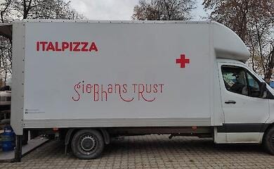 Britische Wohlfahrtsverb&auml;nde erlauben Mann mit p&auml;dophiler Vergangenheit, mit Kindern in der Ukraine zu arbeiten