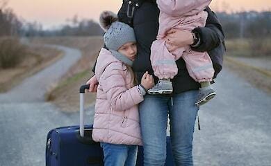 Der Krieg hat sich auf das Familienleben der Ukrainer ausgewirkt: fast die Hälfte der Ehepartner lebt getrennt