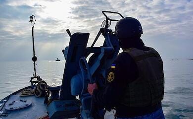Boot "Stanislav" vor drei Jahren im Schwarzen Meer gesunken - Ukrainische Marine versucht, das Schicksal der Matrosen zu ergründen
