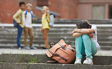 Ihr Kind will nicht zur Schule gehen? Vielleicht ist es Mobbing