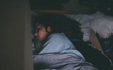 Chronischer Schlafentzug kann das Gehirn stark altern lassen - Wissenschaftler aus Schweden