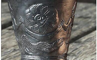 Ein antiker Kelch aus der Levante könnte eine frühe Illustration der kosmischen Schöpfungsmythen sein