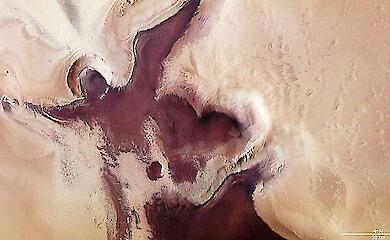 Marssee" unter dem Pol k&ouml;nnte eine Radart&auml;uschung sein