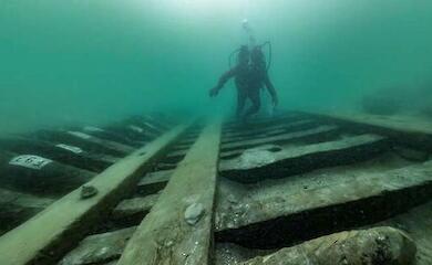 Ein "Thalamagos" - ein antikes "Pati-Boot" - wurde in Alexandria entdeckt 
