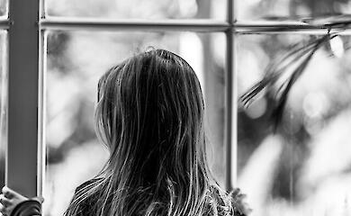 Wissenschaftler haben herausgefunden, wie sich Erinnerungen an Misshandlungen in der Kindheit verändern