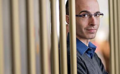 Yuval Noah Harari – ein Jäger der Gespenster des Technototalitarismus